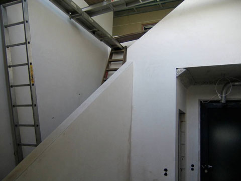 Malerarbeiten Treppenhaus - vorher
